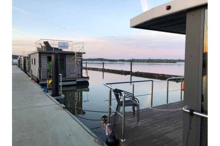 Hausboot Fjord Ankerplatz Mit Biosauna In Szlezwik Zewnętrze zdjęcie