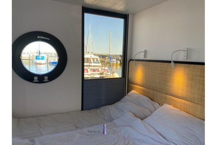 Hausboot Fjord Ankerplatz Mit Biosauna In Szlezwik Zewnętrze zdjęcie